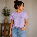 The Beauty Closet lavender cotton t-shirt with "Para el que cree TODO ES POSIBLE Marcos 9:23" graphic.
